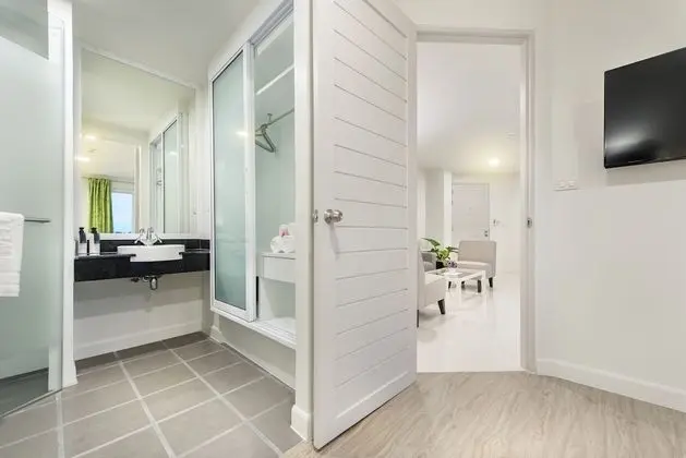2 Bedroom Suite A