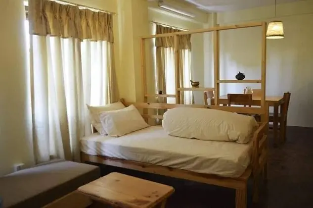 Traditional Stüdyo Süit