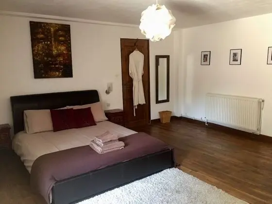 Tek Büyük Yataklı Oda