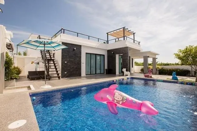 2 Bedrooms Villa with Private Pool