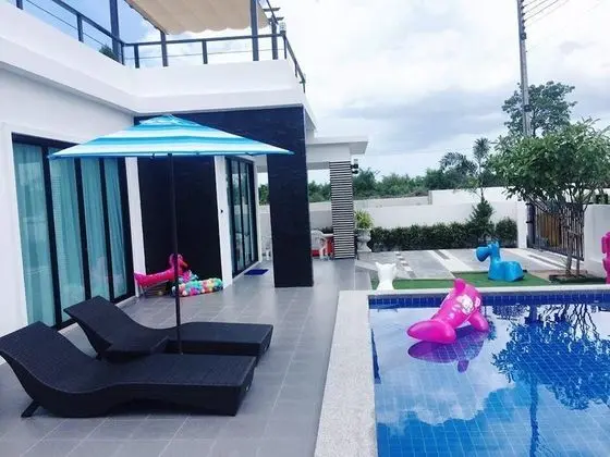 2 Bedrooms Villa with Private Pool