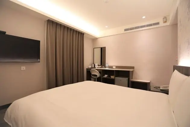 Deluxe Tek Büyük Yataklı Oda