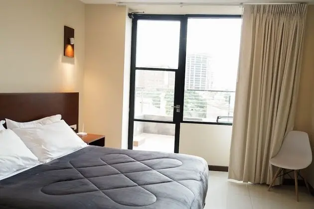 Deluxe Tek Büyük Yataklı Oda, Balkon, Şehir Manzaralı
