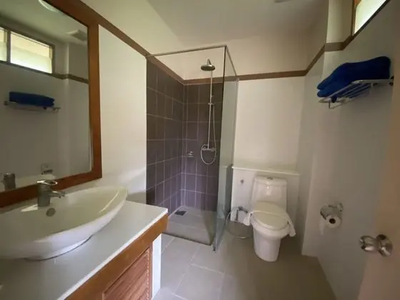 Basic Tek Büyük Yataklı Oda