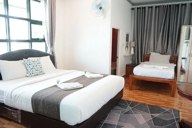 Deluxe Üç Kişilik Oda