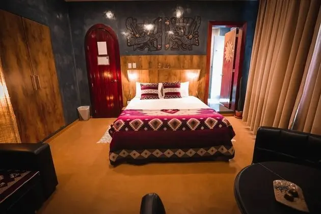 Tek Büyük Yataklı Oda, 1 Büyük (Queen) Boy Yatak, Sigara İçilmez