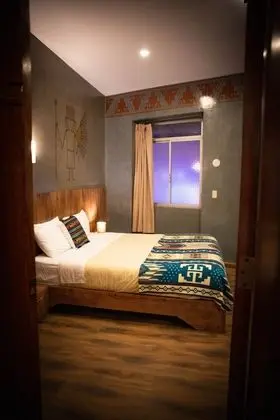 Tek Büyük Yataklı Oda, 1 Büyük (Queen) Boy Yatak, Sigara İçilmez