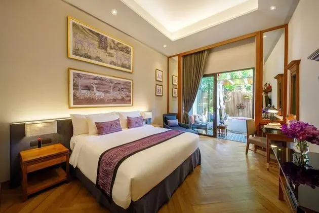 Deluxe Room with Jacuzzi