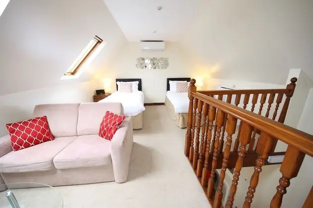 Apart Daire, Banyolu/Duşlu, Kısmi Deniz Manzaralı (Purbeck View)