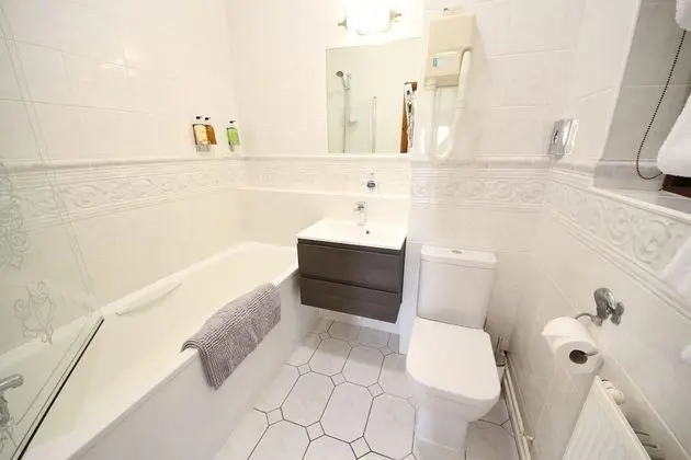 Apart Daire, Banyolu/Duşlu, Kısmi Deniz Manzaralı (Purbeck View)