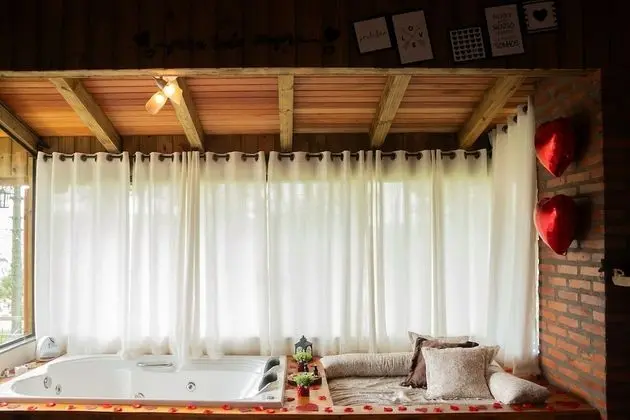 Romantic Dağ Evi, Sıcak Su Küveti, Dağ Manzaralı