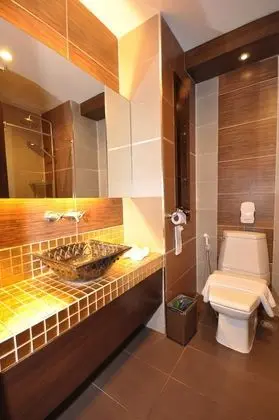 Superior Tek Büyük Yataklı Oda, 1 Çift Kişilik Yatak, Kısmi Deniz Manzaralı