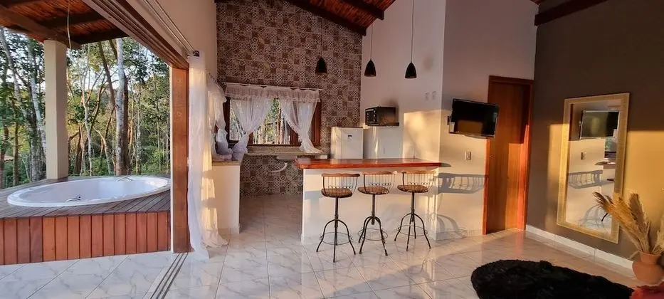 Design Dağ Evi, Sıcak Su Havuzu