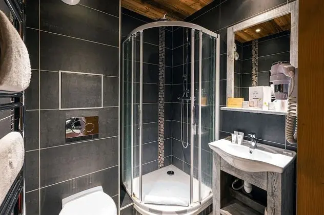 Superior Tek Büyük Yataklı Oda