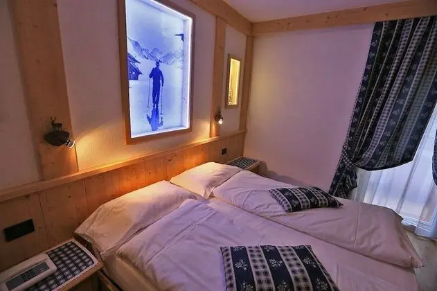 Tek Büyük veya İki Ayrı Yataklı Oda