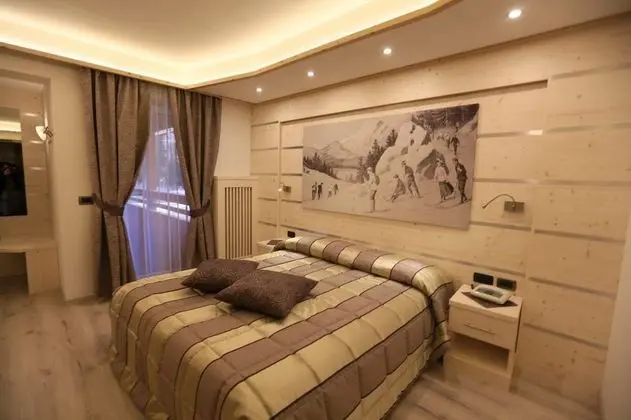 Tek Büyük veya İki Ayrı Yataklı Oda