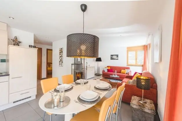 Apart Daire, 2 Büyük (Queen) Boy Yatak, Sigara İçilmez (Cosy Matterhorn View Apartment)