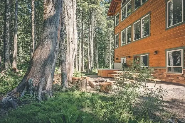 Kulübe, Birden Çok Yatak (Chalet am Berg)