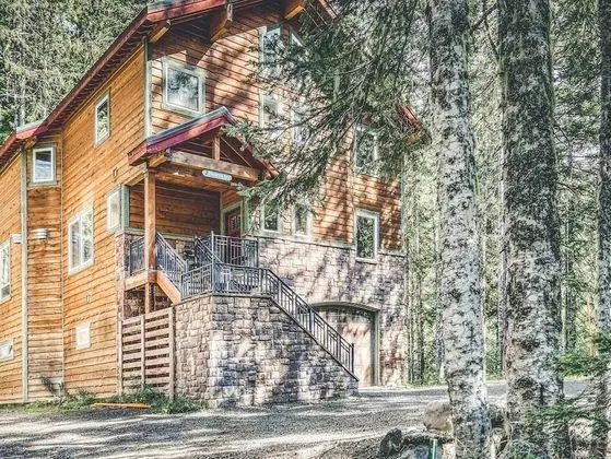 Kulübe, Birden Çok Yatak (Chalet am Berg)