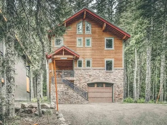 Kulübe, Birden Çok Yatak (Chalet am Berg)