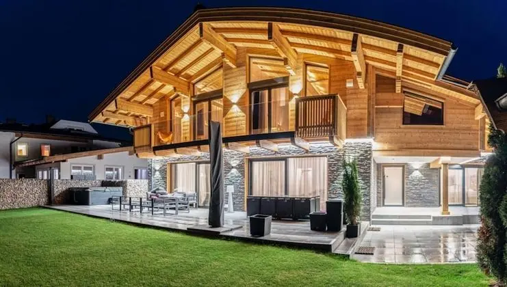 Villa, Engellilere Uygun, Sigara İçilebilir