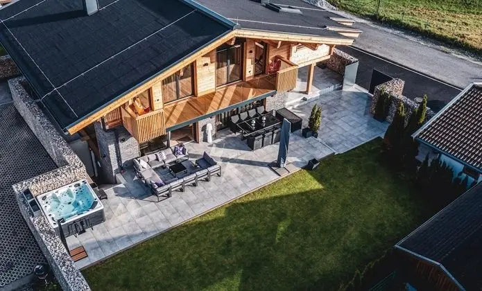 Villa, Engellilere Uygun, Sigara İçilebilir