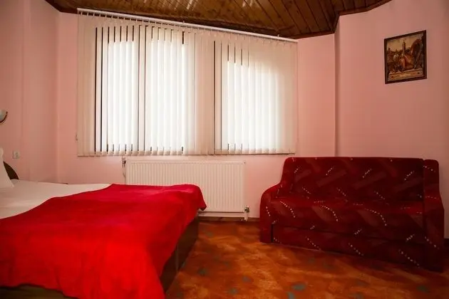 Traditional Ev, Birden Çok Yatak Odası