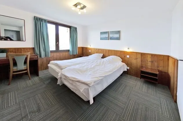 Tek Büyük Yataklı Oda, Balkon