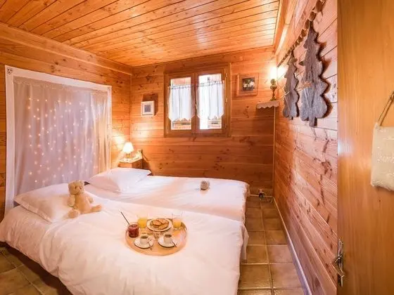 Dağ Evi, Banyolu/Duşlu