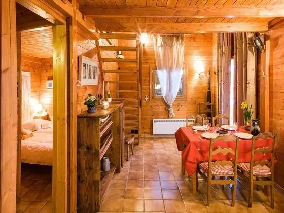 Dağ Evi, Banyolu/Duşlu