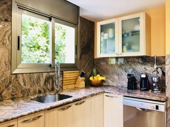 Ev, 4 Yatak Odası, Kişiye Özel Havuzlu