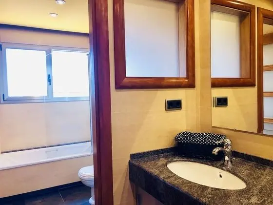 Ev, 4 Yatak Odası, Kişiye Özel Havuzlu