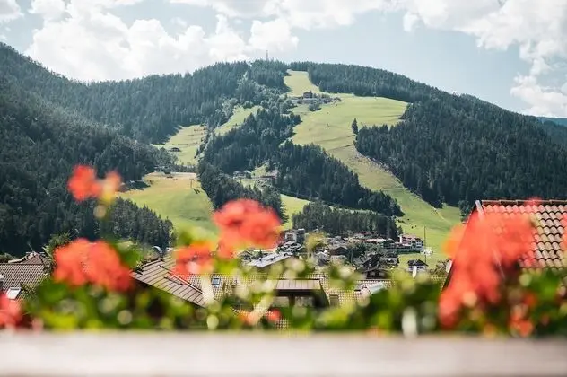 Comfort Tek Büyük veya İki Ayrı Yataklı Oda