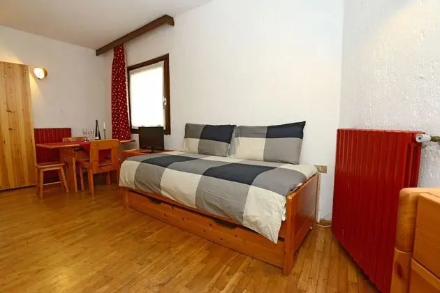Stüdyo (Raffaella)