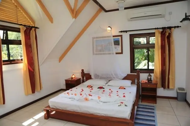 Deluxe Bungalov, Bahçe Manzaralı
