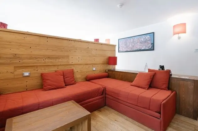 Dört Kişilik Oda (Suite)