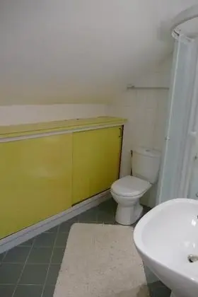 Basic Tek Büyük veya İki Ayrı Yataklı Oda, 2 Tek Kişilik Yatak, Sigara İçilmez, Buzdolabı