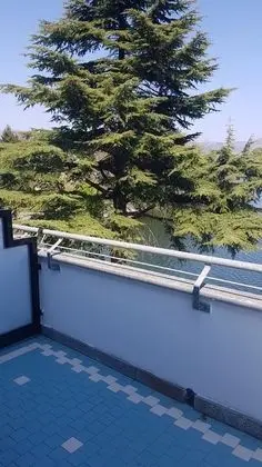 Standard Üç Kişilik Oda, Göl Manzaralı