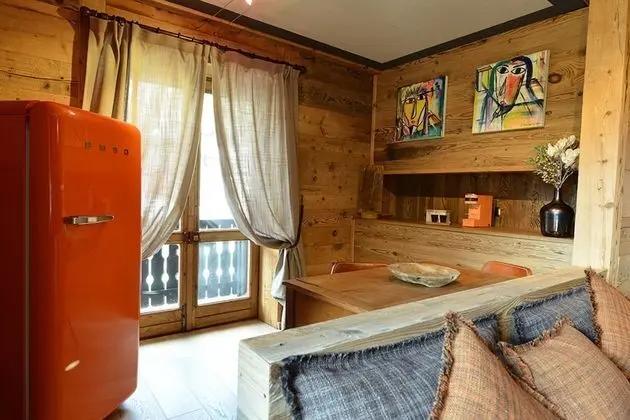 Süit, Balkon (Arancio)