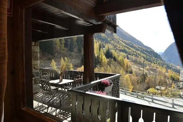 Süit, Balkon (Arancio)