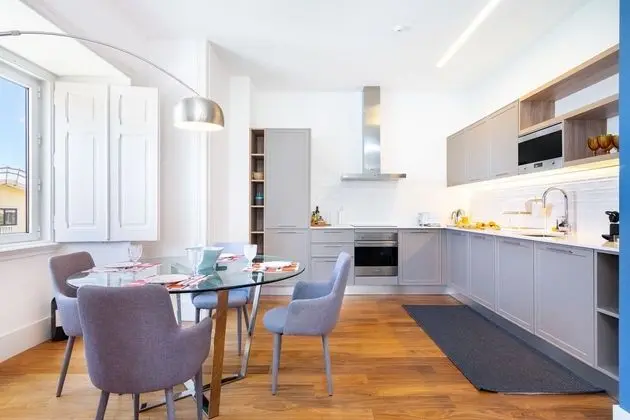 Ev, 6 Yatak Odası, Veranda, Deniz Manzaralı