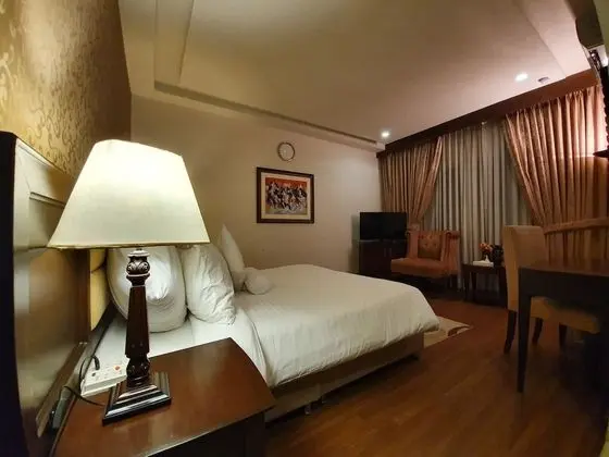 Deluxe Tek Büyük Yataklı Oda