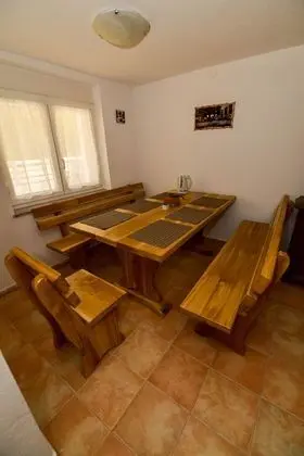 Family Dağ Evi
