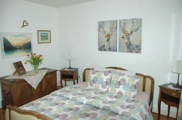 Tek Büyük Yataklı Oda, Ortak Banyo