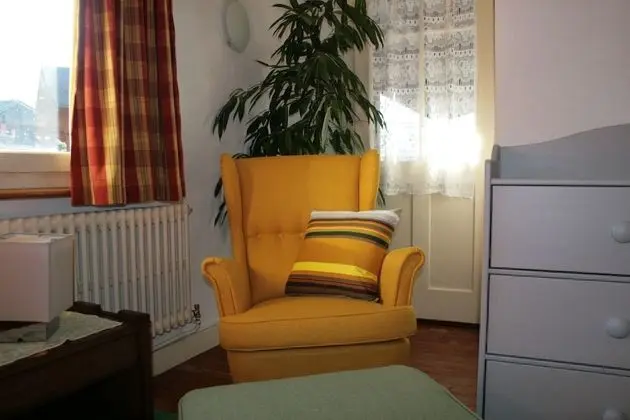 Üç Kişilik Oda, Ortak Banyo