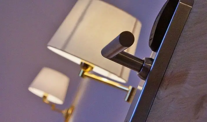 Basic Tek Büyük Yataklı Oda