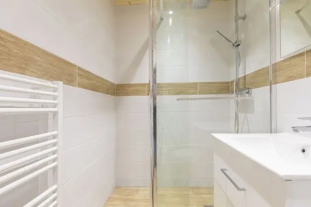 Apart Daire, Banyolu/Duşlu (Appartement 4)