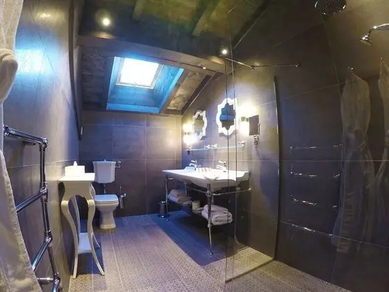 Superior Tek Büyük veya İki Ayrı Yataklı Oda, Balkon, Dağ Manzaralı (Cristal)