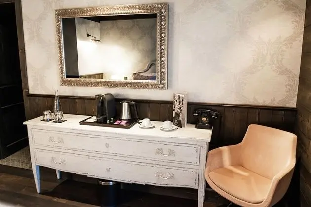 Tek Büyük veya İki Ayrı Yataklı Oda (Flocon)