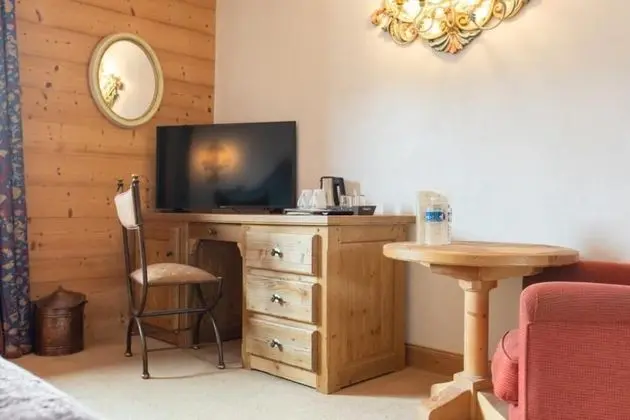 Classic Tek Büyük veya İki Ayrı Yataklı Oda, Dağ Manzaralı